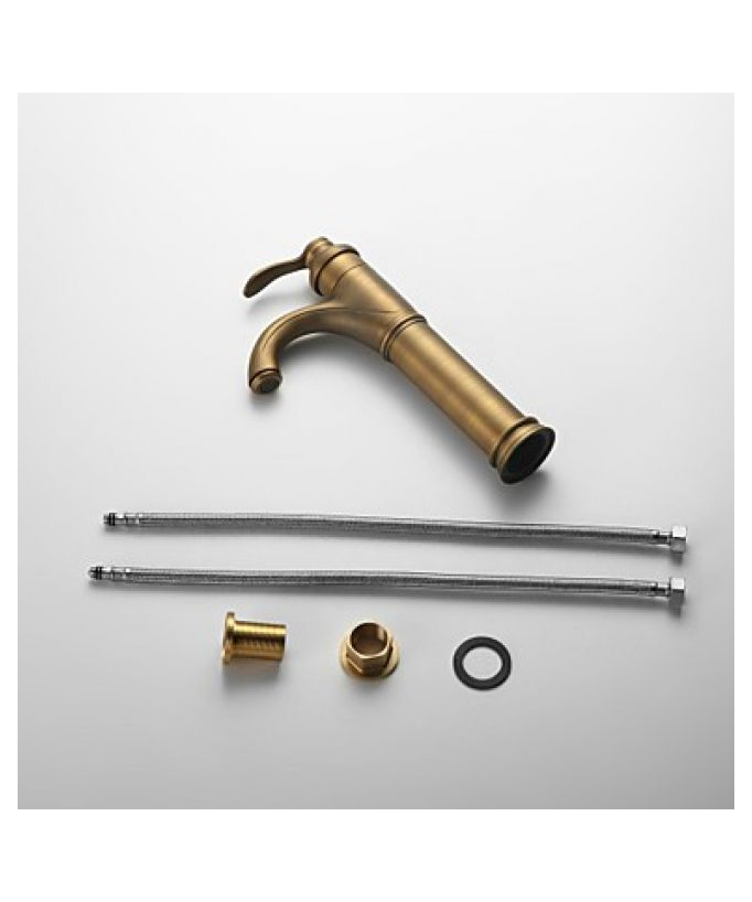 Robinet lavabo, finition en laiton pour un style classique