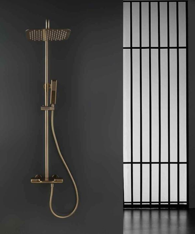 Colonne de douche thermostatique pour baignoire avec bec cascade- Doré brossé