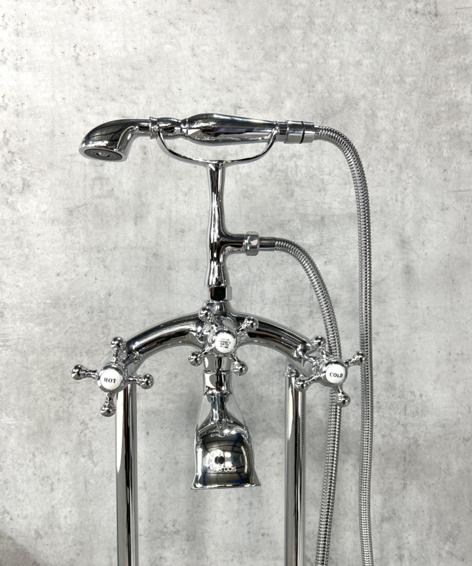 Robinet mélangeur de bain sur pied Chromé - Maddalena
