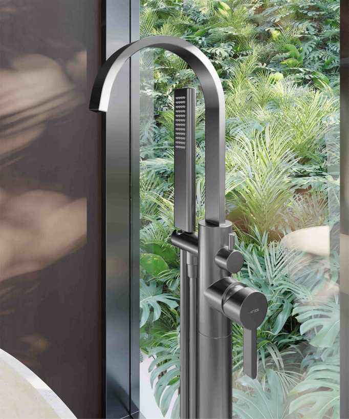 Robinet mitigeur de bain & douche au sol - Fiumina