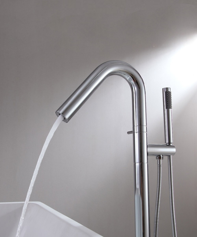 Mitigeur de baignoire sur pied moderne - Chromé