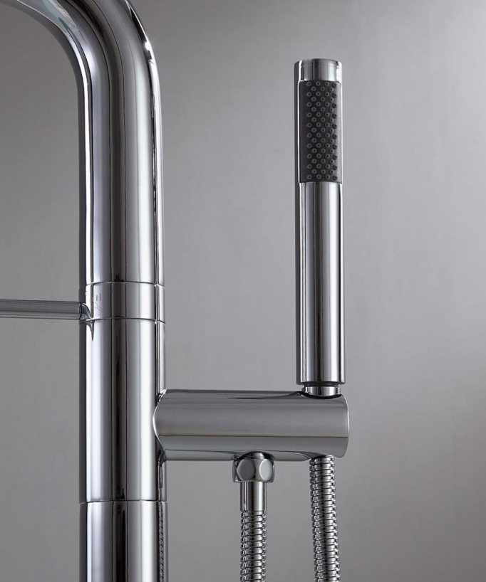 Mitigeur de baignoire sur pied moderne - Chromé
