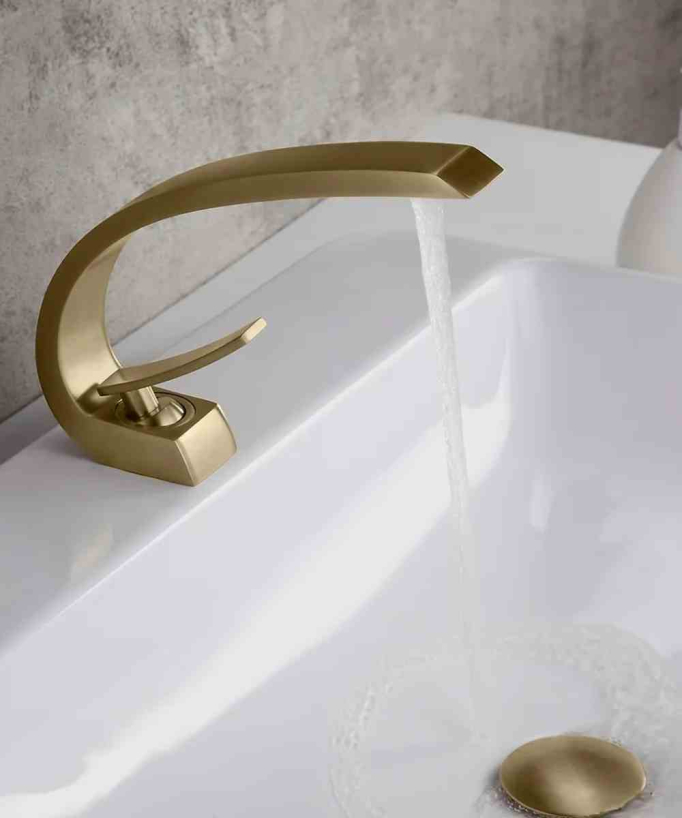 Mitigeur lavabo bec arrondi Doré brossé - Skyros