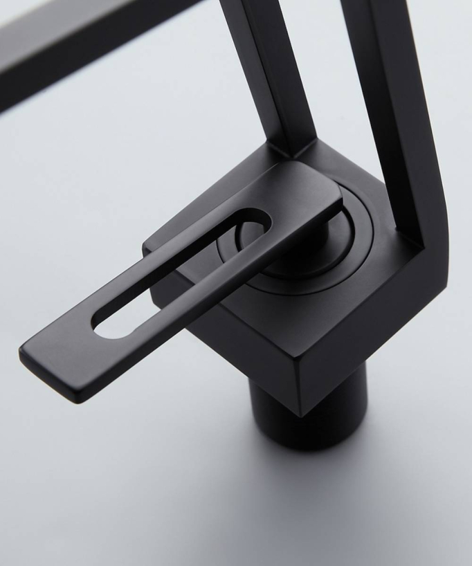 Mitigeur lavabo design - Noir mat