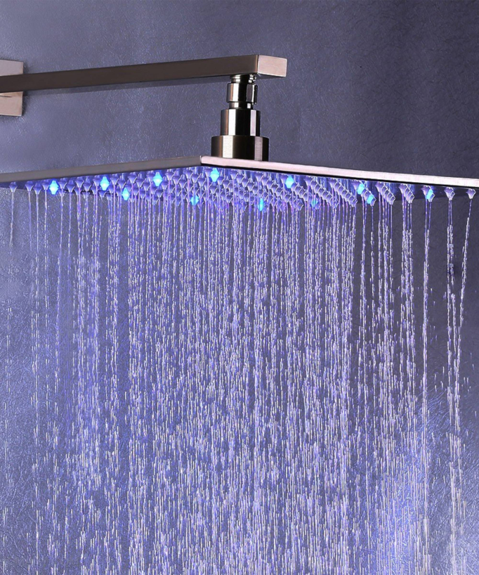 Colonne de douche encastrée en acier inoxydable nickel brossé avec LED