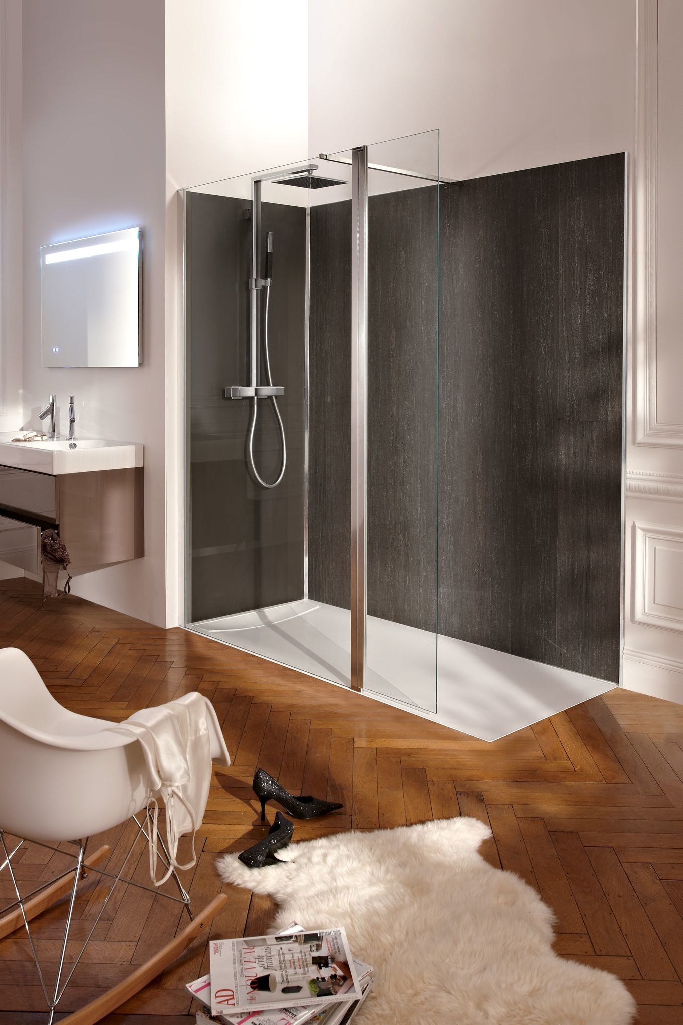 Douche à l'talienne sur parquet