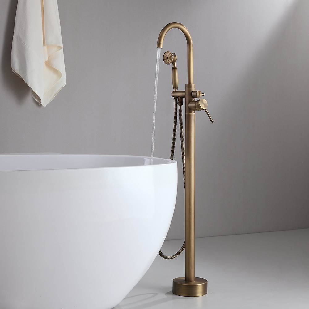 Le robinet colonne sur pied