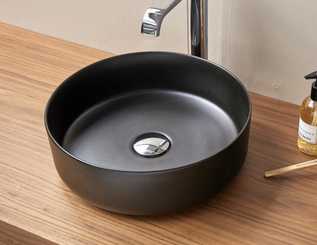 Installation d une vasque de salle de bain