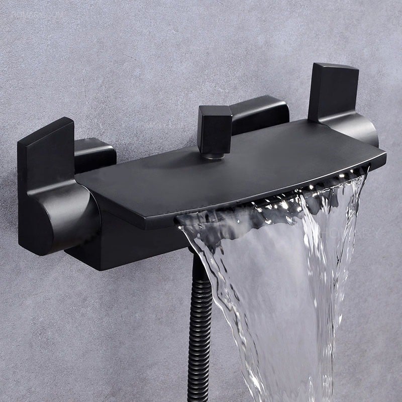 Le robinet mélangeur baignoire, une option de robinet baignoire à choisir