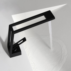 Robinet mitigeur lavabo design en - Noir mat